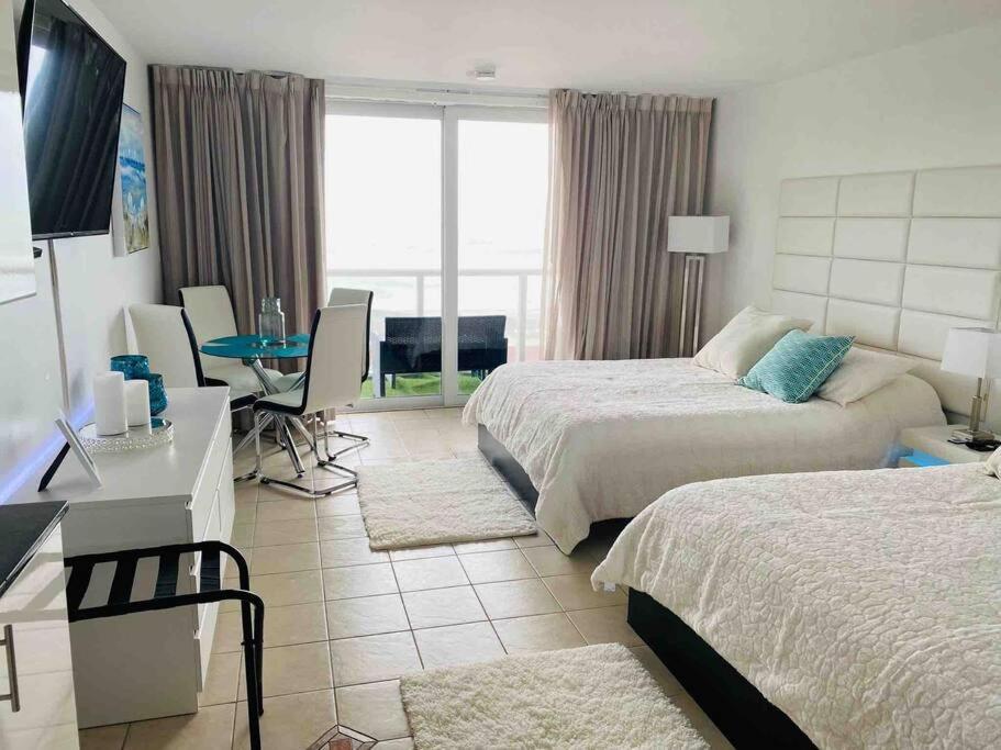 Alojamiento Con Balcon Hacia La Playa 115 Miami Beach Kültér fotó